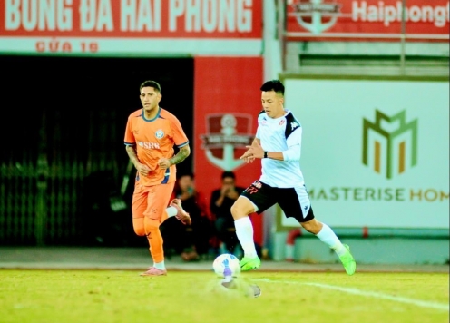 CLB Việt Nam thử việc tiền vệ Argentina từng chinh chiến Nam Mỹ