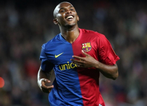 Samuel Eto'o bị FIFA phạt nặng