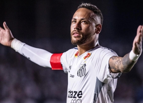 Neymar ghi bàn đầu tiên sau gần 2 năm