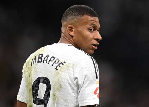 Mbappe báo tin không vui cho Real Madrid