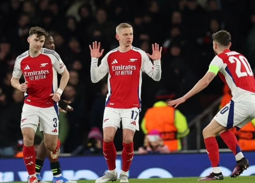 Fan Arsenal 'nóng mắt' với Zinchenko