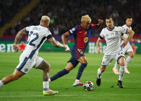 Tranh cãi nảy lửa trận Barca vs Inter Milan