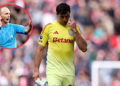 Chuyên gia trọng tài lên tiếng bất ngờ về thẻ đỏ của Emiliano Martinez