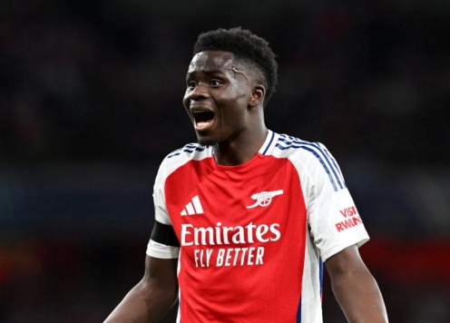 Arsenal phải bán rẻ Saka vì luật mới FIFA?