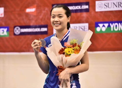Thắng áp đảo HCV SEA Games, Nguyễn Thùy Linh lần đầu vô địch một giải đấu của tour cầu lông thế giới