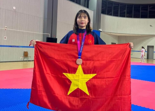 Bạc Thị Khiêm hạ võ sĩ hạng 7 thế giới, giành HCV giải Taekwondo Châu Á 2024