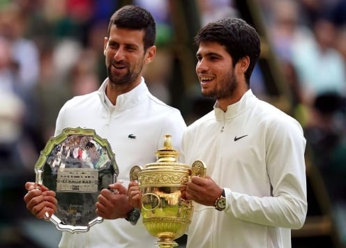 Alcaraz 'dằn mặt' Djokovic trước thềm chung kết Wimbledon 2024