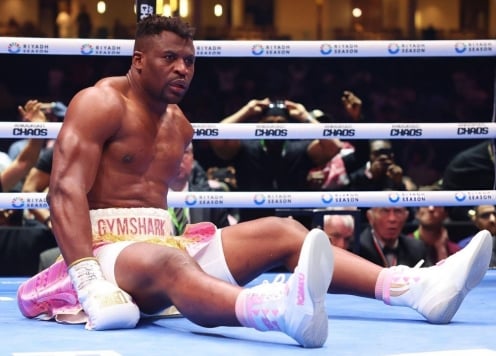 Francis Ngannou tiết lộ những góc khuất trong thất bại trước Anthony Joshua