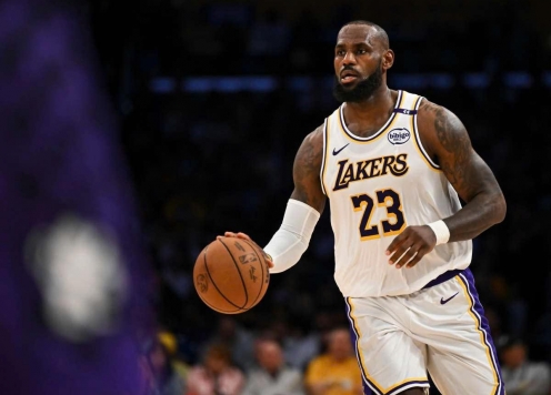 LeBron James và Anthony Davis 'hóa thú', Lakers tiếp tục bay cao