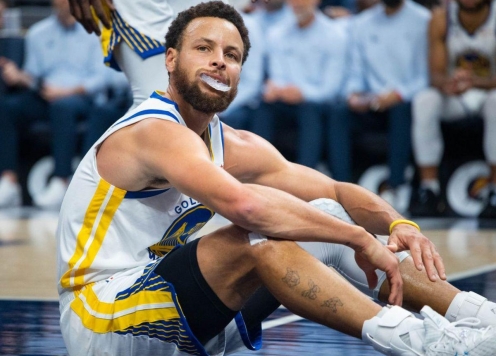 Ám ảnh 'cổ chân pha lê' ập đến với siêu sao bóng rổ Stephen Curry