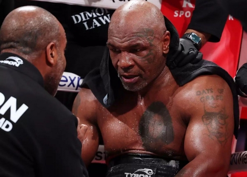 Mike Tyson từng suýt chết trong năm 2024