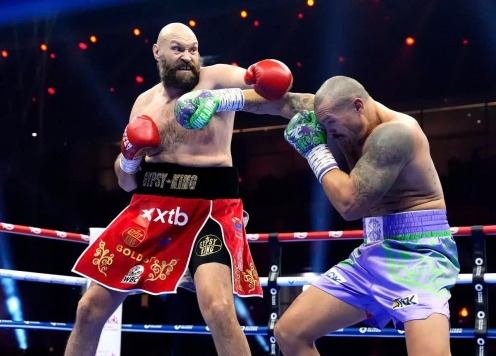 Oleksandr Usyk đáp trả nghi ngờ về chiến thắng trước Tyson Fury