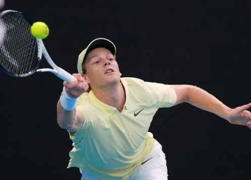 Kết quả tennis 16/1: Sinner 'toát mồ hôi' đi tiếp tại Australian Open 2025