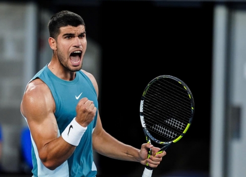 Carlos Alcaraz tiến vào vòng bốn Australian Open 2025