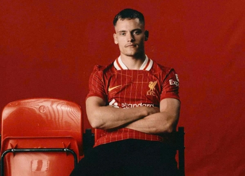 Arne Slot thuyết phục Florian Wirtz đến Liverpool như thế nào?