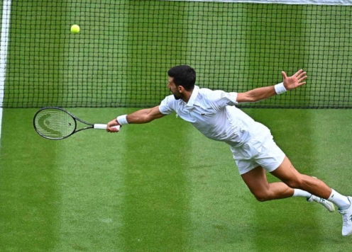 Nick Kyrgios gây bất ngờ khi nói về khả năng Novak Djokovic treo vợt