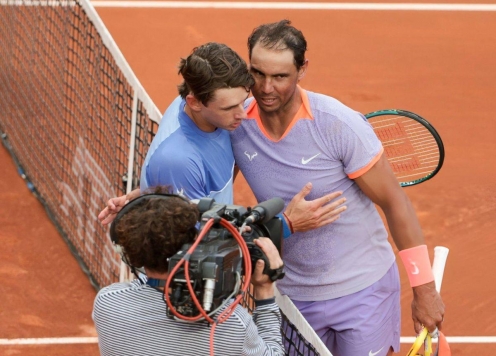 Rafael Nadal: 'Tôi sẽ rất sốc nếu mình thắng được Alex De Minaur'