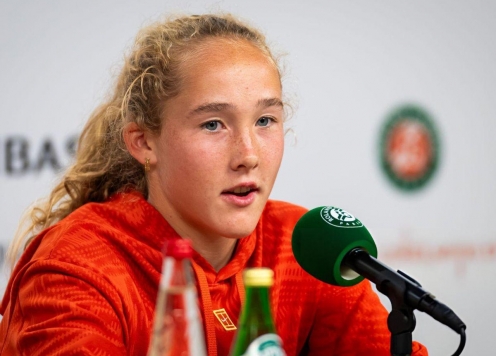 Thần đồng 17 tuổi nói gì sau khi hạ Aryna Sabalenka ở Roland Garros 2024?