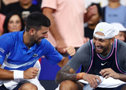 Song sát Djokovic - Kyrgios thắng nhọc trận khai màn mùa giải tennis 2025