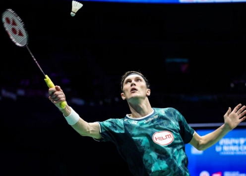 'Đại đế' Axelsen gác vợt trận ra quân Malaysia Open 2025