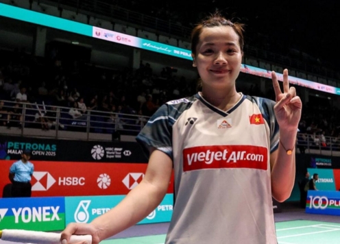 Nguyễn Thùy Linh vừa thi đấu, vừa làm HLV ở giải Malaysia Open 2025