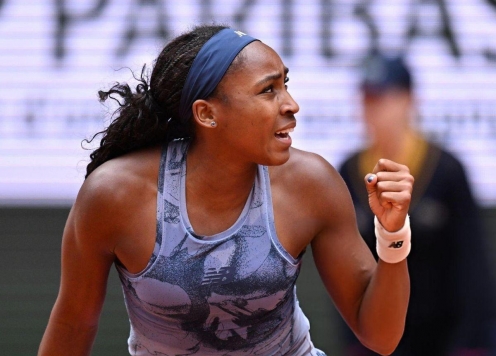 Thắng kịch tính Sabalenka, Gauff lần đầu đăng quang Roland Garros