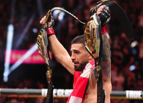 Ilia Topuria lố cân, qua mặt BTC để giành đai hạng nhẹ UFC?