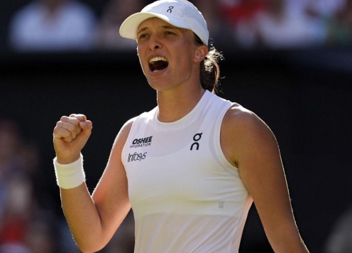 Swiatek gây bất ngờ khi tiết lộ bí quyết thăng hoa ở Wimbledon 2025