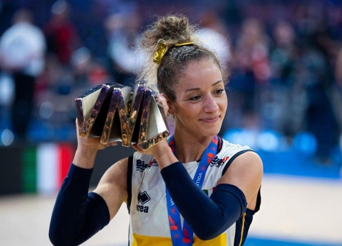 Giành danh hiệu MVP, libero tuyển Ý đi vào lịch sử bóng chuyền nữ VNL