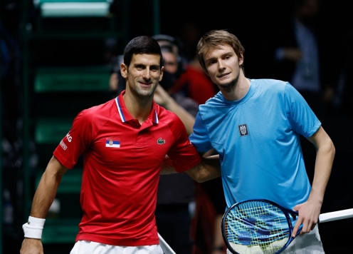 Bublik: 'Djokovic không bao giờ chia sẻ chuyên môn với đối thủ trực tiếp'