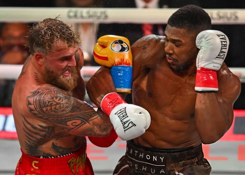 Anthony Joshua đấm 'sương sương' vẫn dễ dàng hạ knock-out Jake Paul