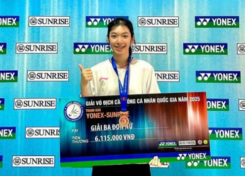 Sao mai 14 tuổi cầu lông Việt Nam tăng 650 bậc trên BXH thế giới