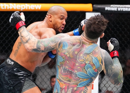 Bị Ciryl Gane chọc mắt, Tom Aspinall sẽ phải lên bàn mổ