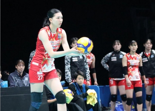 Phụ công Bích Thủy ghi nhiều điểm nhất, CLB Nhật Bản vẫn thua trận thứ 5 liên tiếp