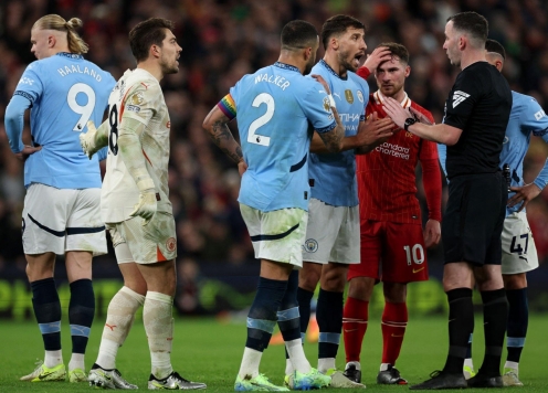 Ngôi sao Man City chỉ trích Liverpool sau khi bại trận