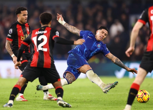 Chelsea thi đấu bạc nhược, thoát thua phút cuối ngay tại Stamford Bridge