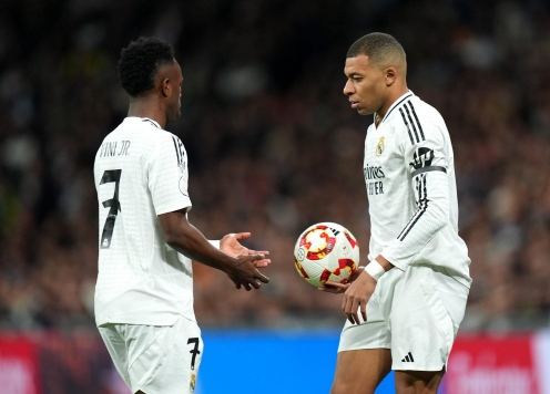 Real Madrid 'mất ăn mất ngủ' vì Vinicius và Mbappe