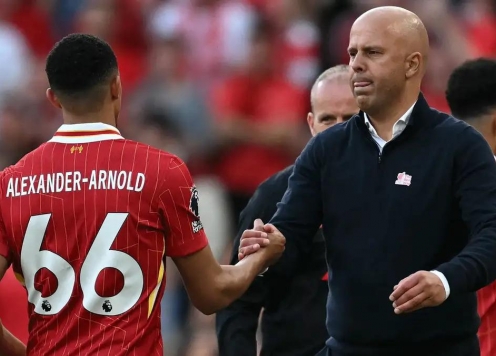 Mất trắng vào tay Real, Liverpool đưa ra quyết định cứng với Arnold
