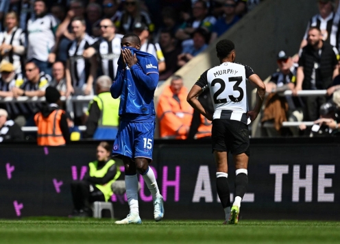 Jackson báo hại, Chelsea nguy cơ mất vé dự Cúp C1