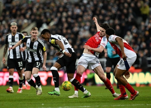 Thắng nghẹt thở Newcastle, Arsenal khép lại mùa giải trong top 3
