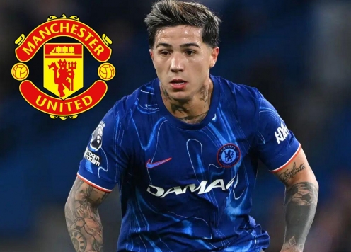 Đá với MU, Enzo Fernandez 'chấp 1 mắt'