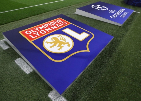Lyon: Từ ông kẹ châu Âu đến vực sâu tại Ligue 2
