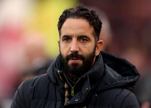 HLV Ruben Amorim: 'Hàng thủ MU quá thiếu chất lượng'