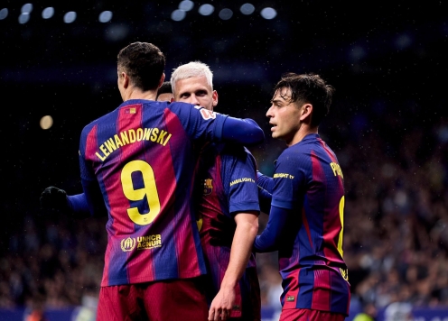 Barca tạo áp lực khổng lồ lên Real Madrid