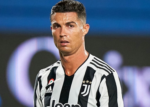 Ronaldo “ăn đủ” nhờ thắng kiện Juventus