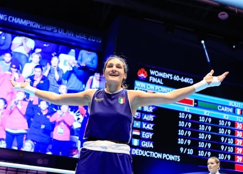 Nữ võ sĩ bỏ cuộc sau 46 giây được trao thưởng 100.000 USD 