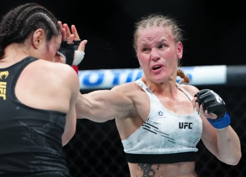 Valentina Shevchenko: “Tôi phải ‘đấu’ với cả trọng tài”