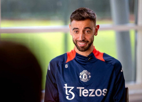 Bruno Fernandes bị huyền thoại Liverpool gọi là thảm họa