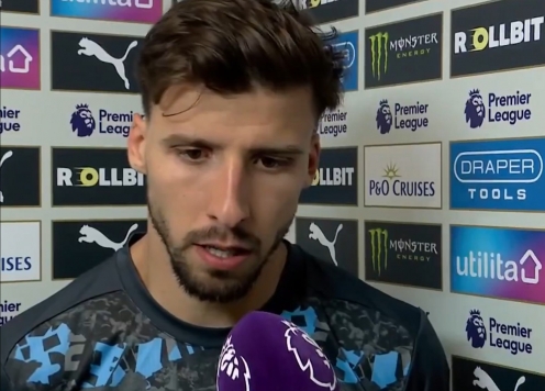 Ruben Dias đổ lỗi mặt cỏ khiến Manchester City bị cầm hòa