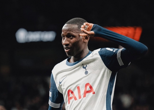 Tottenham báo tin với tới MU trước chung kết C2